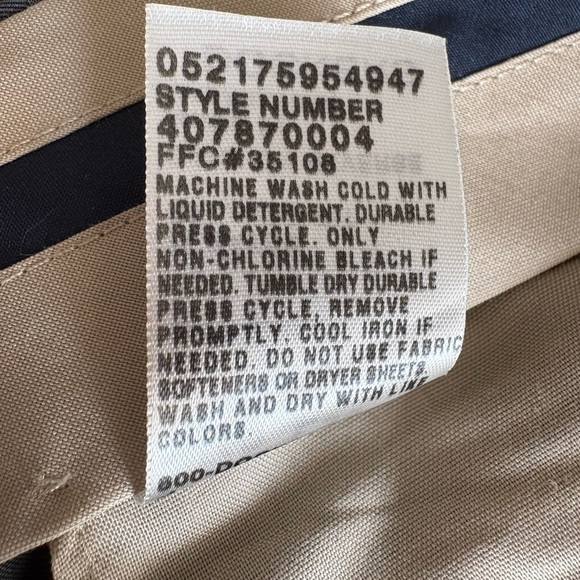 Dockers Premium Pleated Relaxed Fit Cuffed Dark Gray Mens Dress Pants 40x30 - Picture 8 of 11